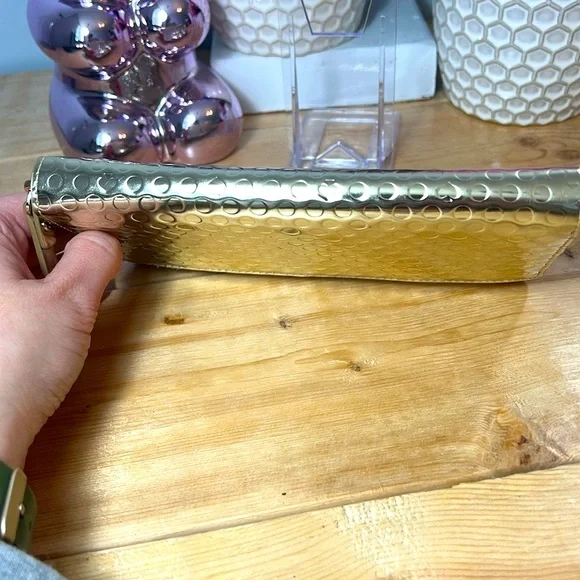 Kate Spade Gold Wallet - Picture 7 of 16